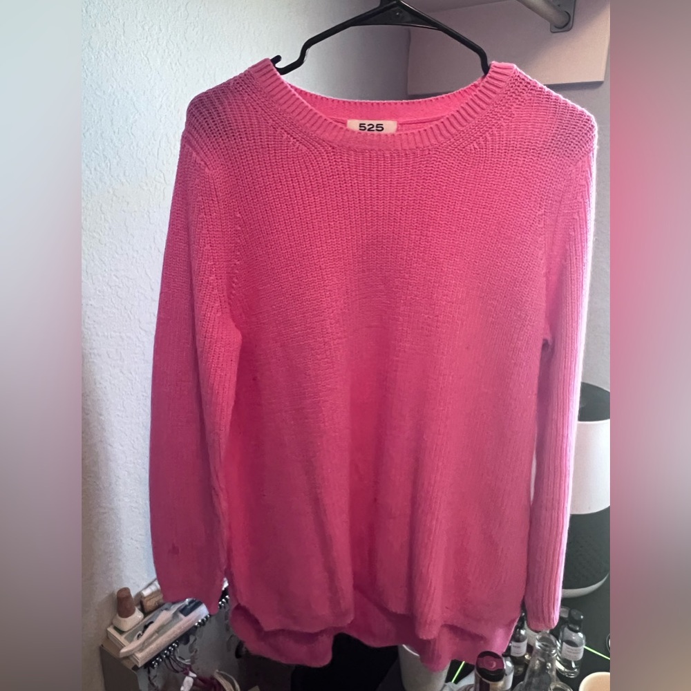 525 Pink sweater